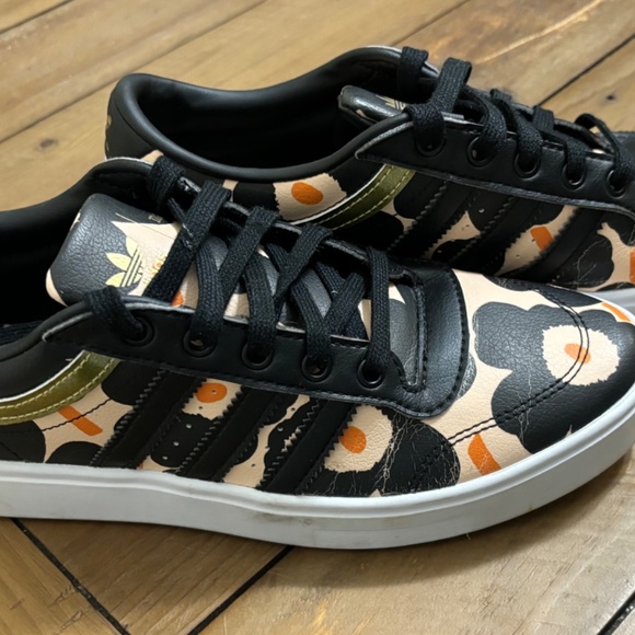 Adidas Marimekko Bryony Sneakers Shoe Floral Black Gold GW2264 Women's Size 7.5 - Picture 3 of 11